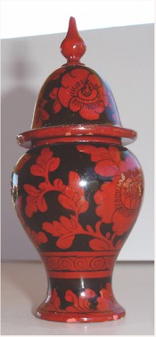 Red and black laquerware vase - NFS